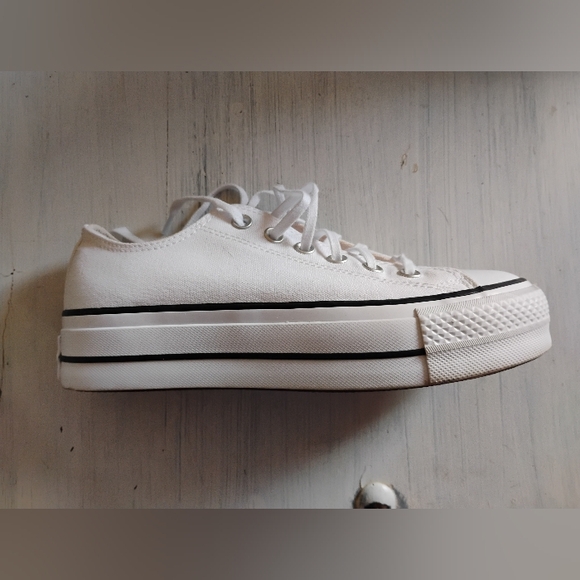 EUC Chuck All Star Lift Platform Converse - Picture 4 of 10